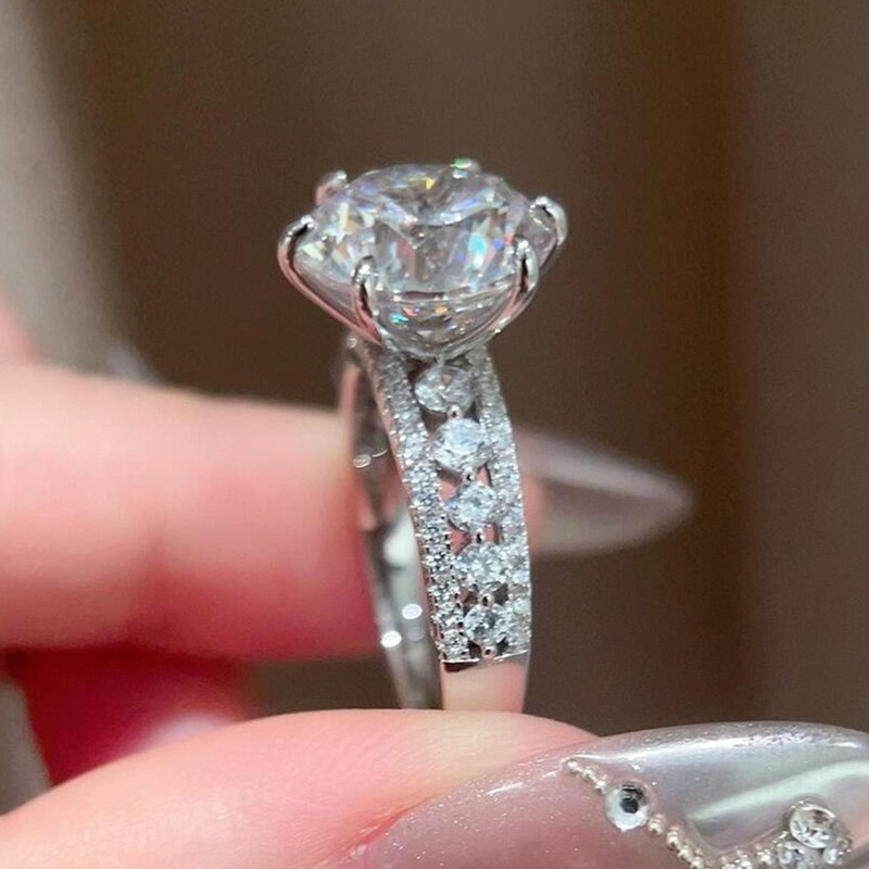 Moissanite Engagement Ring 1 Carat - 4 Carats High Sparkle Classic Six-prong