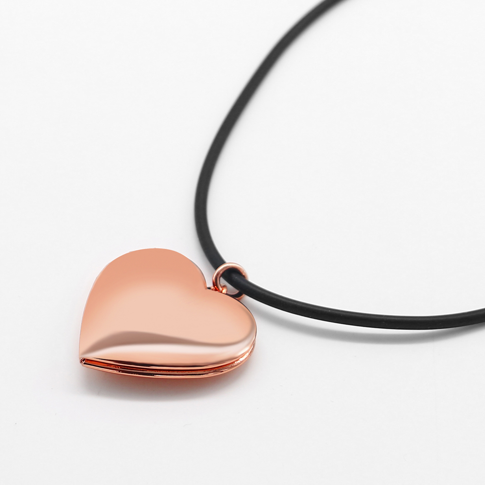 Eternal Love Heart Choker 925  - Heart Locket Necklace Photo 评论和价格