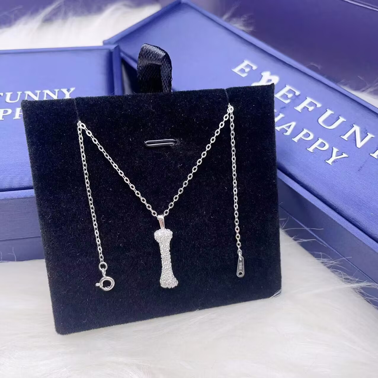 Upgraded version! Wang Yibo's  - Anime Pendant Necklace 评论和价格