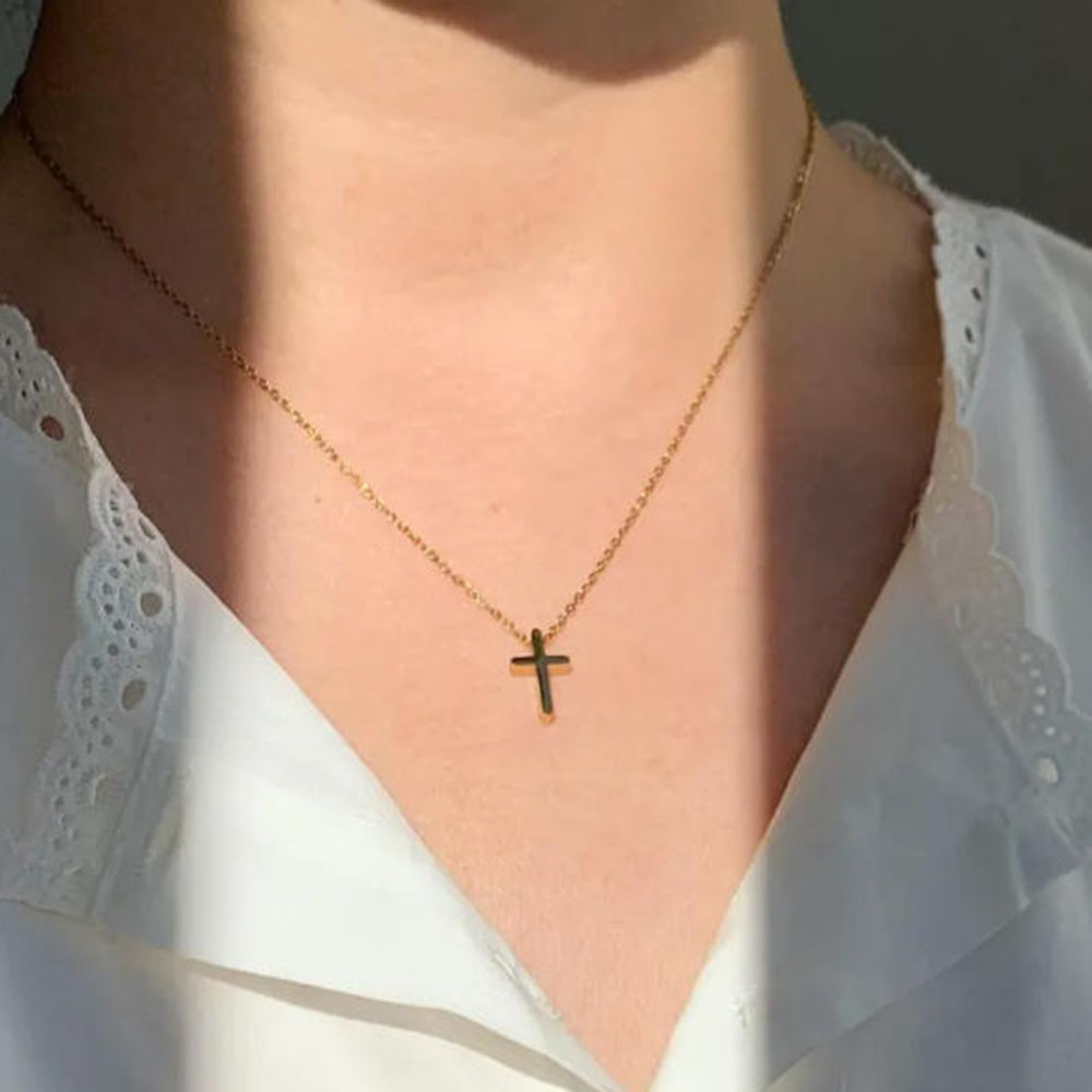 Exquisite gold cross necklace, - Cross Pendant Necklace Gold 评论和价格